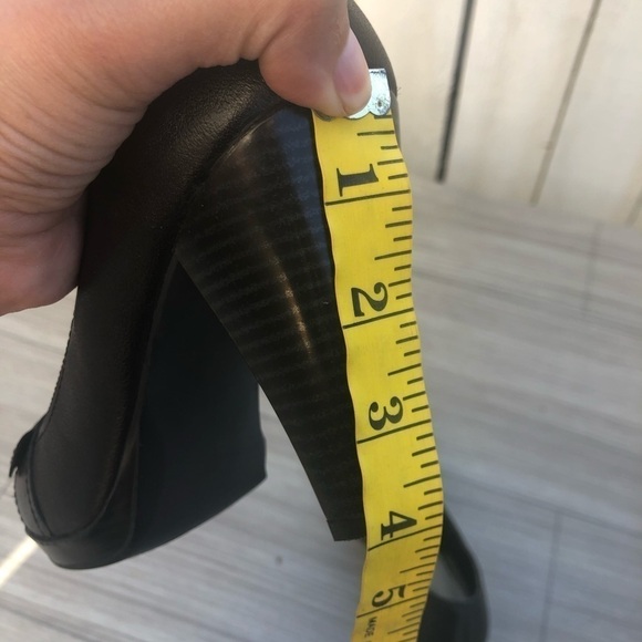 Andrea Zapatillas Black heels Size 10 - Picture 8 of 9